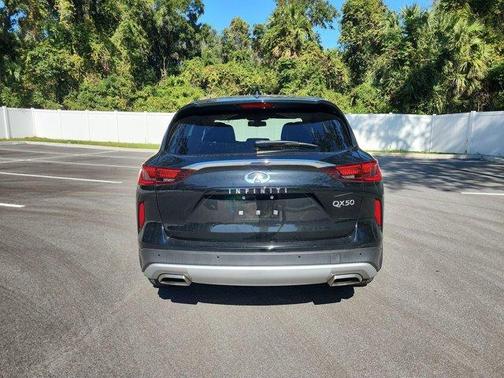 2022 INFINITI QX50 Pure