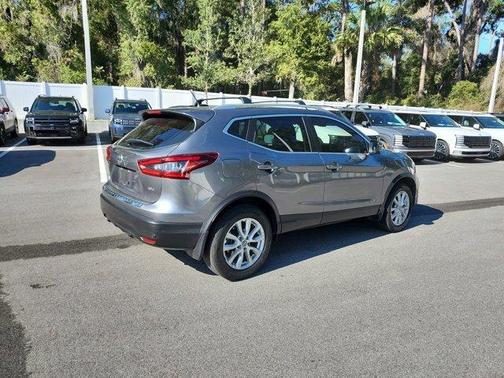 2020 Nissan Rogue Sport SV