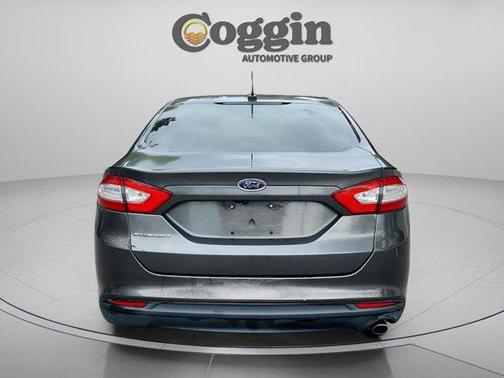 2016 Ford Fusion S