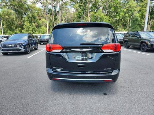 2018 Chrysler Pacifica Limited