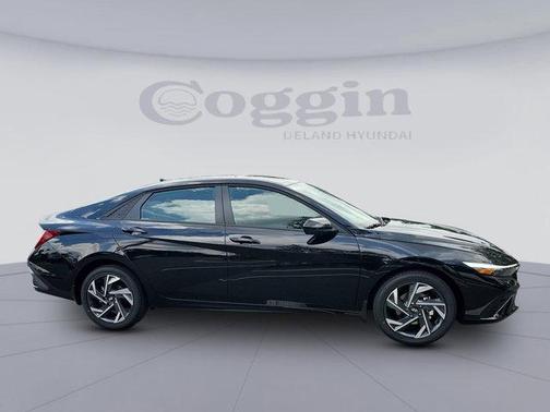 2025 Hyundai ELANTRA HEV SEL Sport