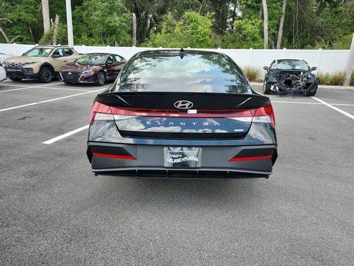 2025 Hyundai ELANTRA HEV SEL Sport