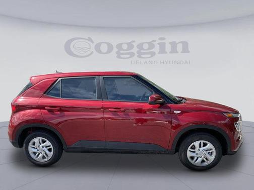 2025 Hyundai VENUE SE