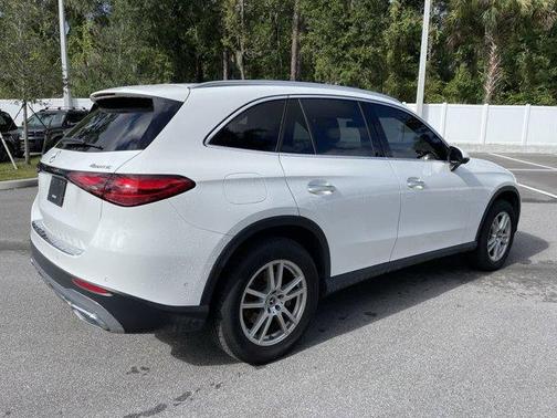 2023 Mercedes-Benz GLC 300 Base 4MATIC