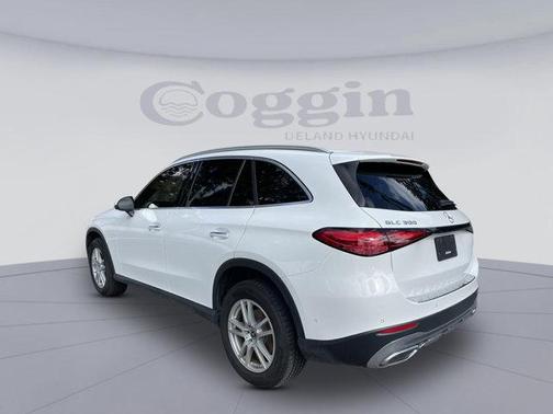 2023 Mercedes-Benz GLC 300 Base 4MATIC