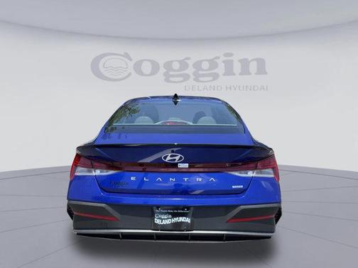 2025 Hyundai ELANTRA HEV SEL Sport