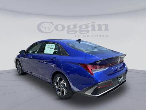 2025 Hyundai ELANTRA HEV SEL Sport