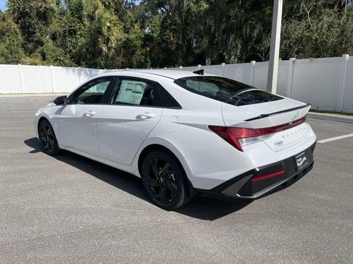 2026 Hyundai ELANTRA SEL