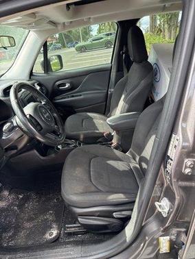 2017 Jeep Renegade Altitude