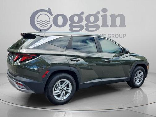 Green 2026 Hyundai TUCSON SE