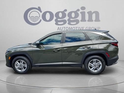 Green 2026 Hyundai TUCSON SE