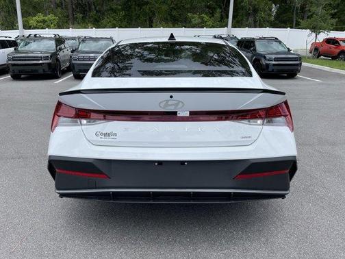 2025 Hyundai ELANTRA HEV SEL Sport