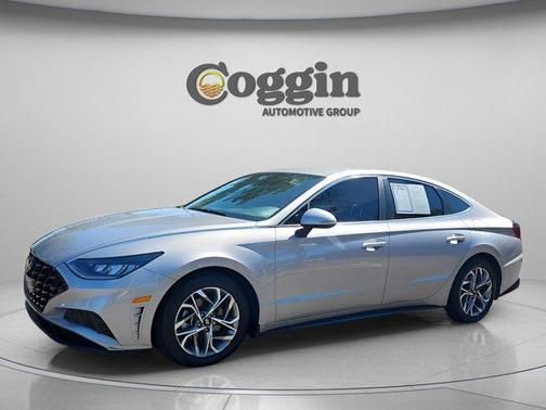 2021 Hyundai SONATA SEL