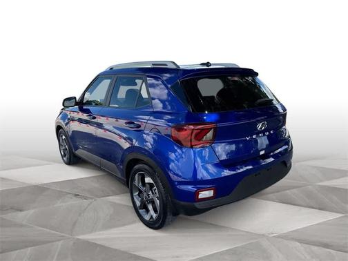 2024 Hyundai VENUE Limited