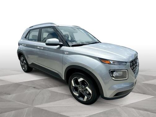 Silver 2025 Hyundai VENUE SEL