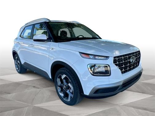 2025 Hyundai VENUE SEL