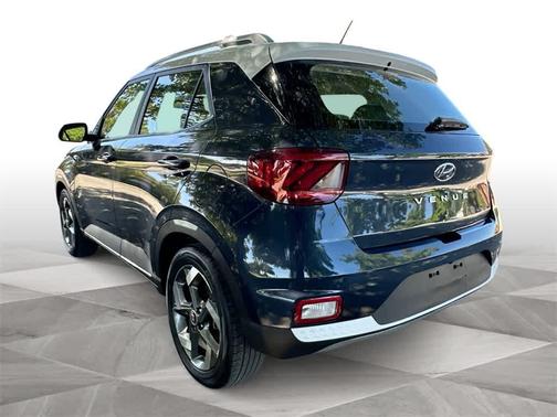 2023 Hyundai VENUE Limited