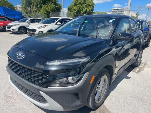 2022 Hyundai KONA SE