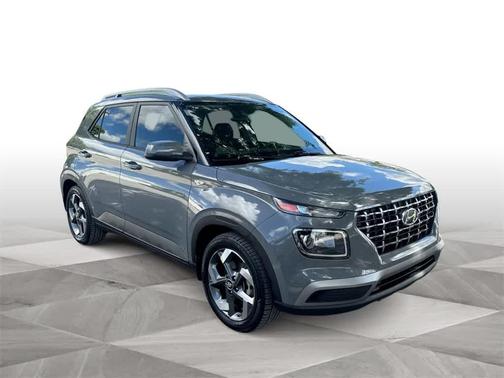 2022 Hyundai VENUE SEL