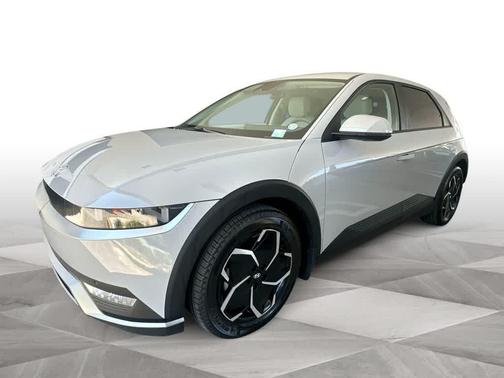 Gray 2023 Hyundai IONIQ 5 SEL