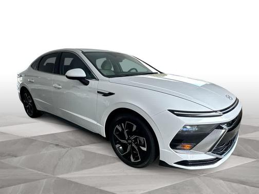 White 2024 Hyundai SONATA SEL