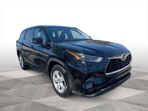 2022 Toyota Highlander L