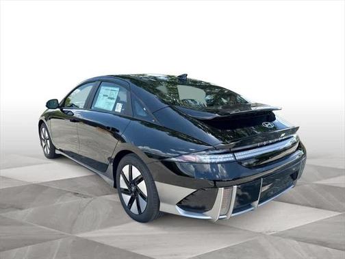 2025 Hyundai IONIQ 6 SE
