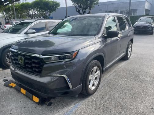 2023 Honda Pilot LX