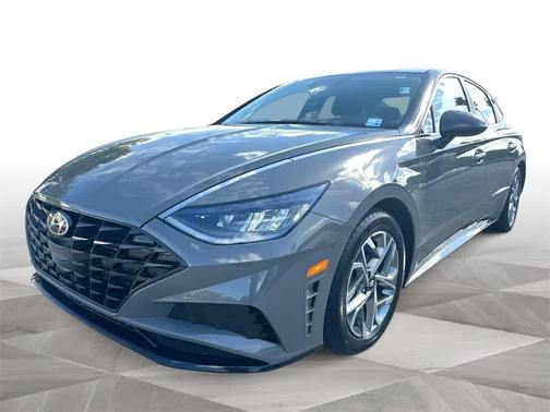 2022 Hyundai SONATA SEL