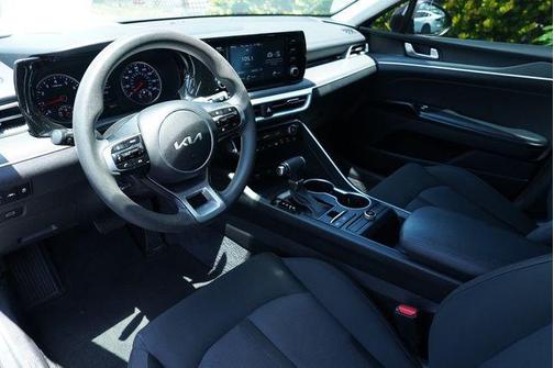 Gravity Gray 2022 Kia K5 LXS