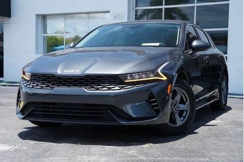 Gravity Gray 2022 Kia K5 LXS