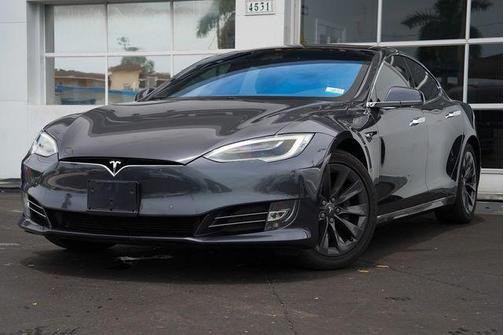 Gray 2018 Tesla Model S 75D