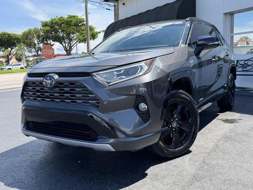 Magnetic Gray Metallic/Midnight Black Metallic 2021 Toyota RAV4 Hybrid SE