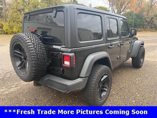 2022 Jeep Wrangler Unlimited Sport