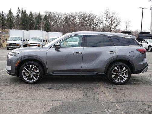 2022 INFINITI QX60 Luxe