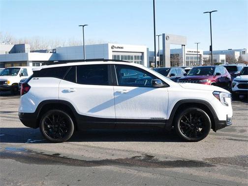 2023 GMC Terrain SLE