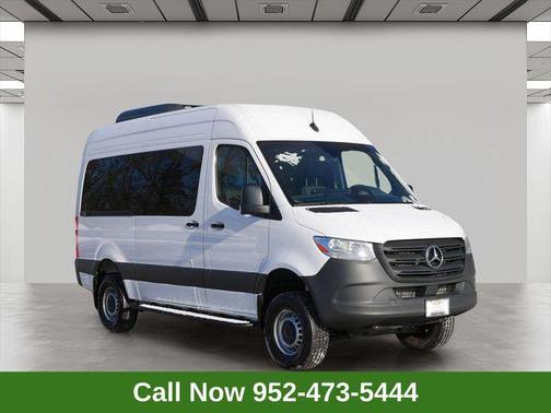 2025 Mercedes-Benz Sprinter 2500 Passenger 144 WB