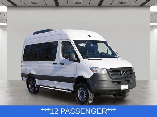 2025 Mercedes-Benz Sprinter 2500 Passenger 144 WB