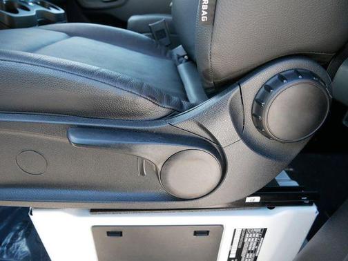 2025 Mercedes-Benz Sprinter 2500 Passenger 144 WB