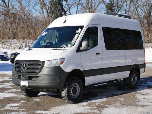 2025 Mercedes-Benz Sprinter 2500 Passenger 144 WB