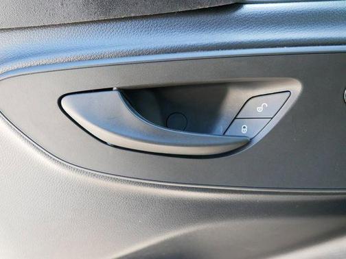 2025 Mercedes-Benz Sprinter 2500 Passenger 144 WB