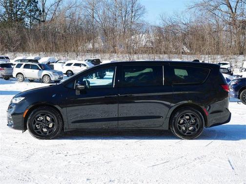 2022 Chrysler Pacifica Hybrid Limited
