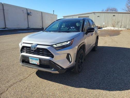 2024 Toyota RAV4 Hybrid SE