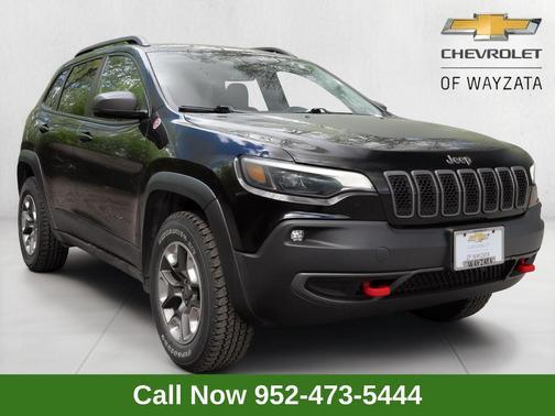 Diamond Black Crystal Pearlcoat 2019 Jeep Cherokee Trailhawk Elite