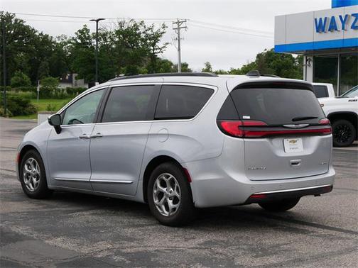 2023 Chrysler Pacifica Limited
