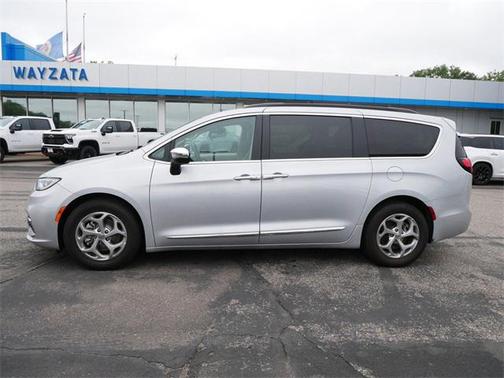 2023 Chrysler Pacifica Limited