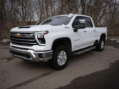 Summit White 2025 Chevrolet Silverado 2500 LTZ