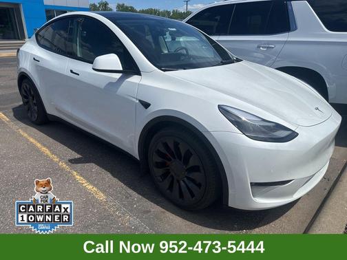 Pearl White Multi-Coat 2022 Tesla Model Y Performance Dual Motor All-Wheel Drive