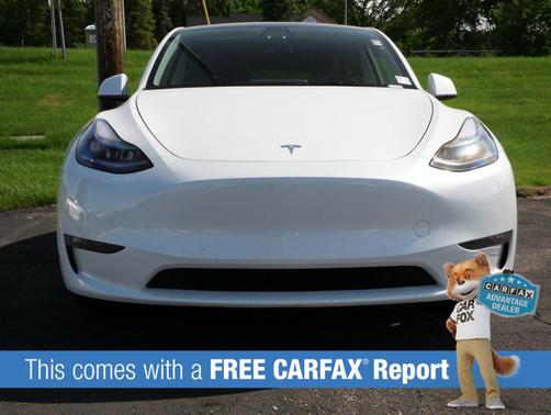 Pearl White Multi-Coat 2022 Tesla Model Y Performance Dual Motor All-Wheel Drive