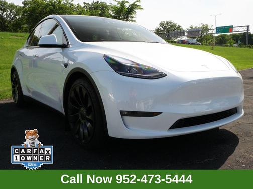Pearl White Multi-Coat 2022 Tesla Model Y Performance Dual Motor All-Wheel Drive